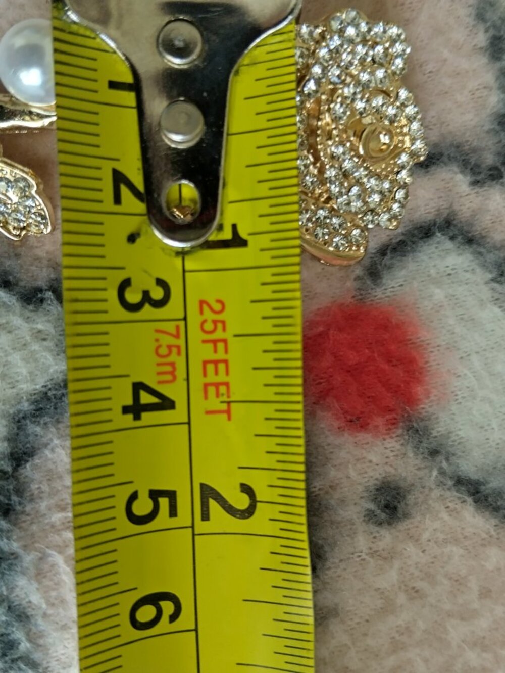rHINESTONE ROSE PIN - Picture 4 of 4